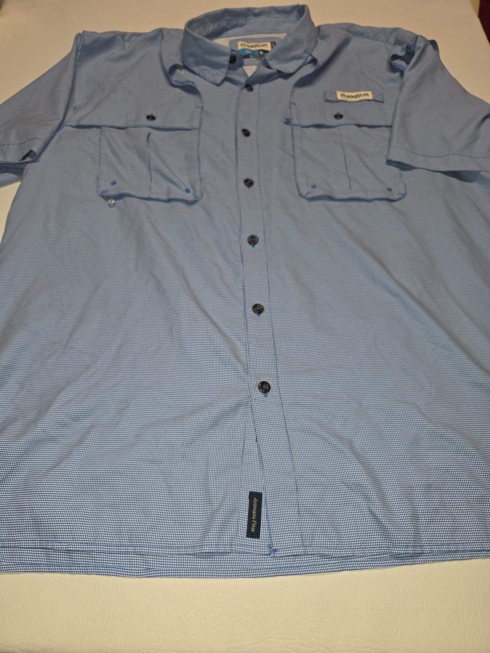 Magellan Outdoors  Fishing Shirt XL Relaxed fit BLue